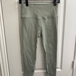 Spiritual Gangster High-Waisted ribbed Leggings sage green sz M/L